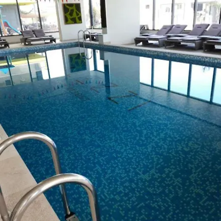 Gorgeous Pool & * Navodari